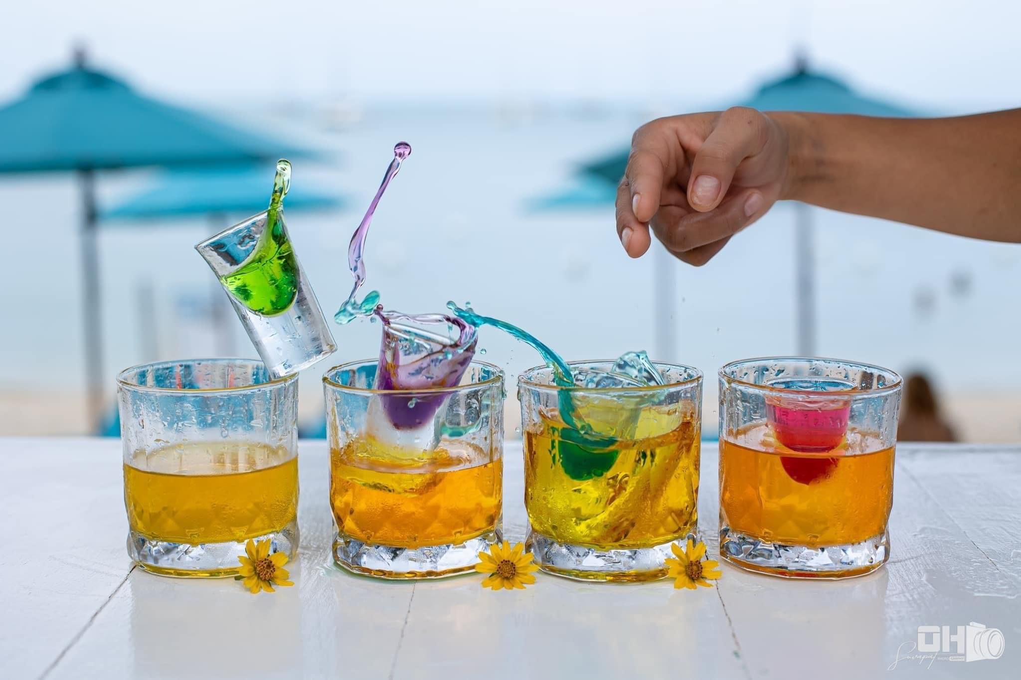 Alcohol-free beach drinks